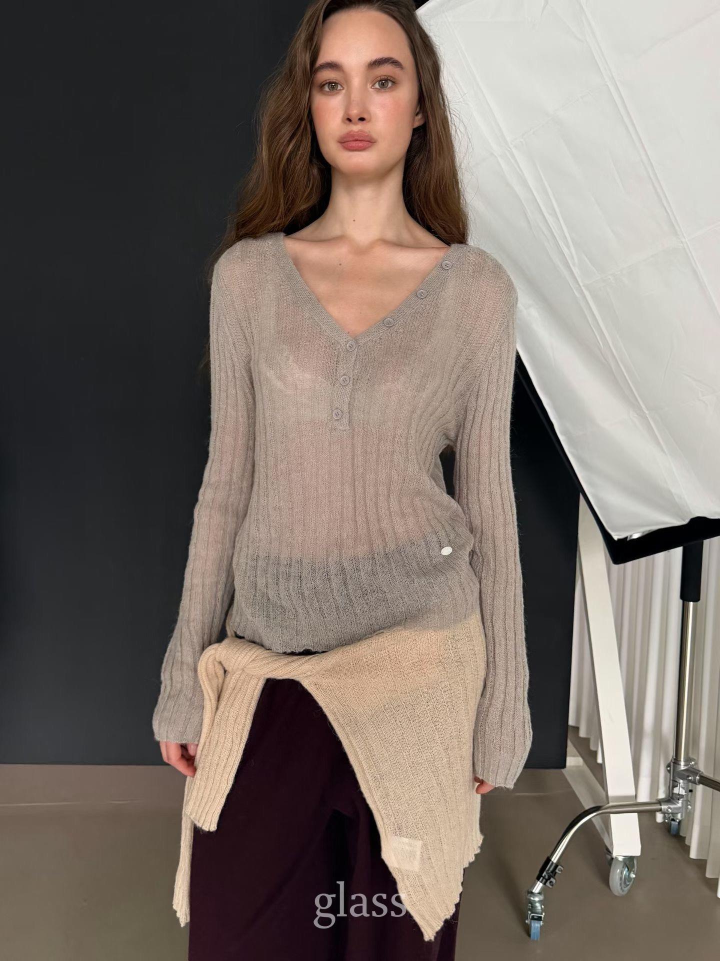亨利領V領親膚上衣